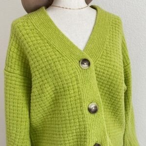UNIVERSAL THREAD Chunky Chartreuse/Lime Cardigan, EUC, S, Bright & SO Fun💚